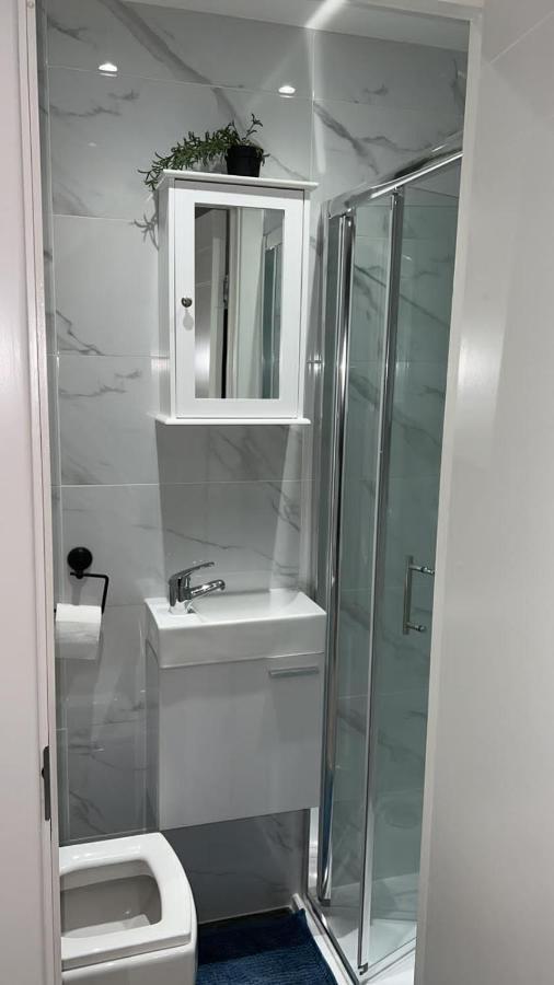 Eltham Rooms Лондон Екстер'єр фото